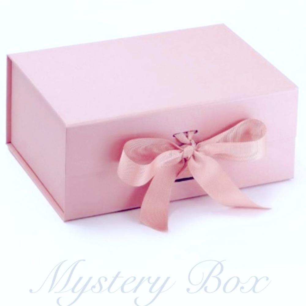 Ladies Mystery Box!! Ladies XS five whole pounds of ALLNew Items! Sz XS
